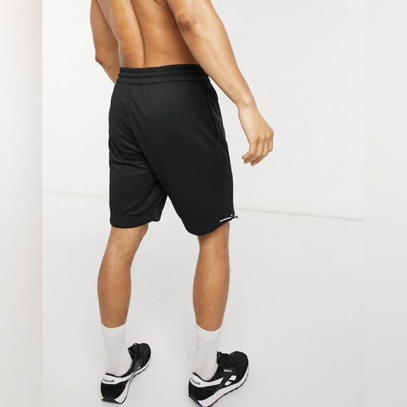 Reebok Training Essentials Athletic Gym Shorts in Black/White Men’s Large - Picture 3 of 9